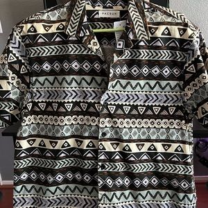 PacSun short sleeved button down shirt